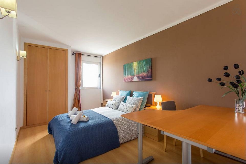 Cardoso Pires 2 Bedrooms Apt. Lisbon Room photo